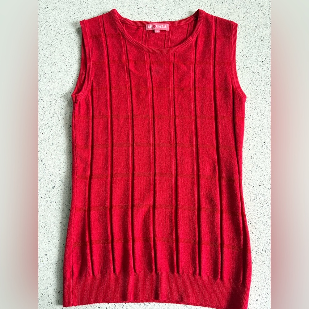 Red Plaid Sweater Vest - Size M - NWOT